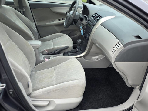 Used 2009 Toyota Corolla LE image 10