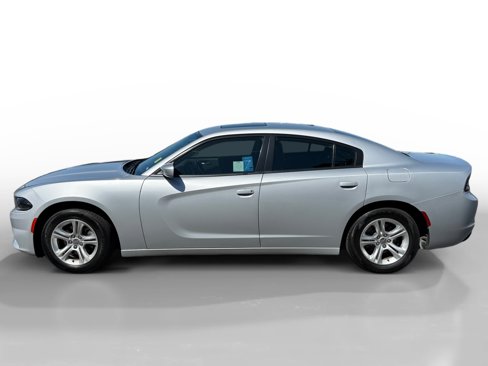 Used 2021 Dodge Charger SXT w/ Leather Interior Group image 2