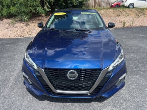 Used 2021 Nissan Altima 2.5 SR w/ SR Premium Package image 8