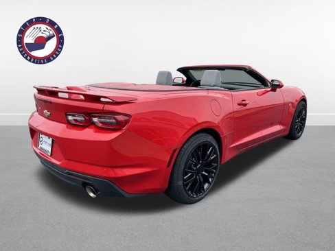 Used 2022 Chevrolet Camaro LT image 25