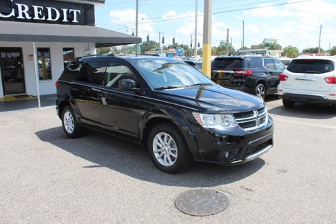 Used 2018 Dodge Journey SXT w/ Safe & Sound Group image 2