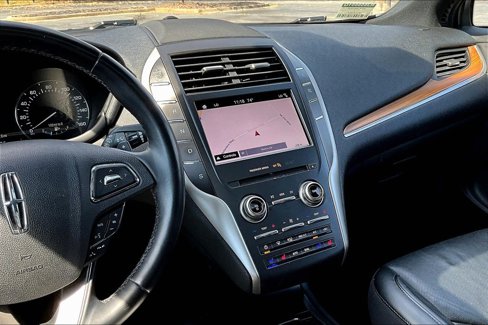 Used 2019 Lincoln MKC Reserve w/ MKC Climate Package image 6