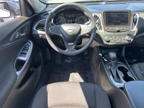 Used 2021 Chevrolet Malibu LS image 18