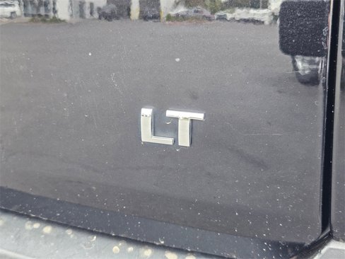Used 2022 Chevrolet Traverse LT image 34
