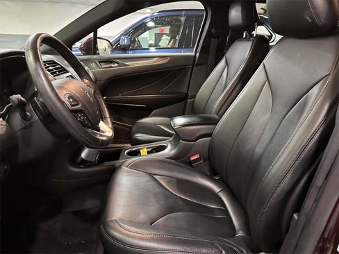 Used 2018 Lincoln MKC Premiere image 11