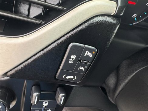 Used 2020 GMC Yukon XL Denali image 35