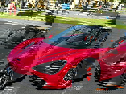 Used 2022 McLaren 720S Performance image 10