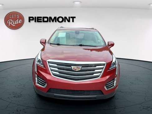 Used 2017 Cadillac XT5 Luxury w/ Driver Awareness Package image 3
