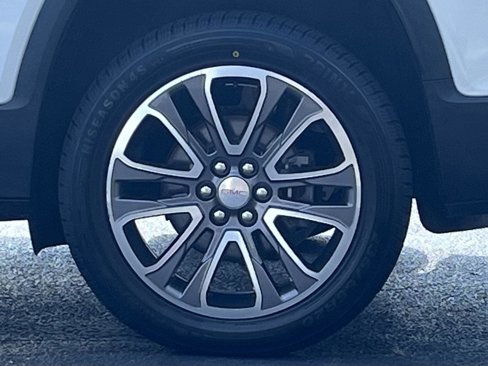 Used 2019 GMC Acadia SLT image 30