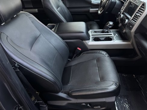 Used 2016 Ford F150 Lariat w/ Equipment Group 502A Luxury image 22