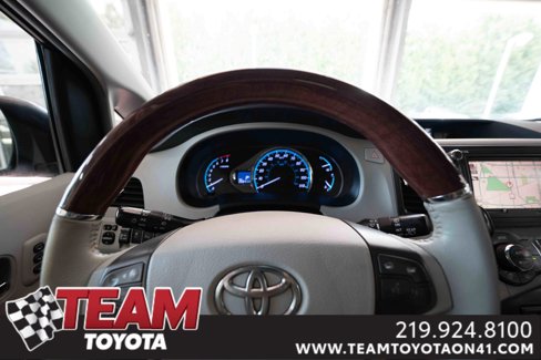Used 2013 Toyota Sienna Limited image 15
