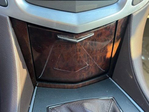 Used 2011 Cadillac SRX Luxury image 30