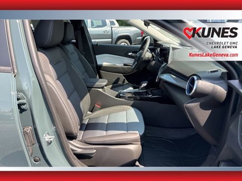 New 2025 Chevrolet Trax LT w/ Driver Confidence Package image 20
