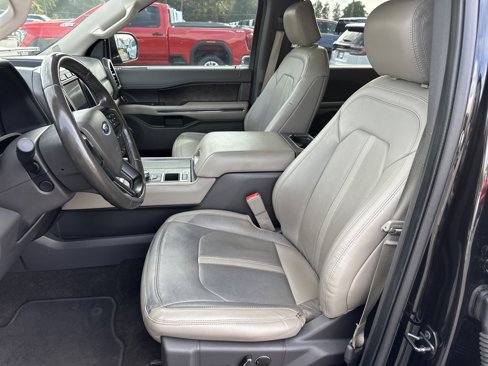 Used 2020 Ford Expedition Max Limited image 9