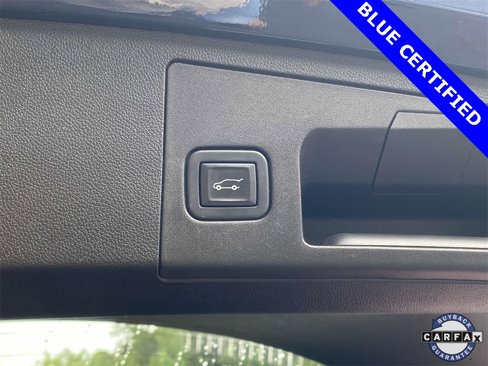 Used 2021 Cadillac XT4 Premium Luxury image 11