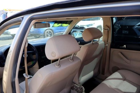 Used 2003 Volkswagen Golf GL image 18