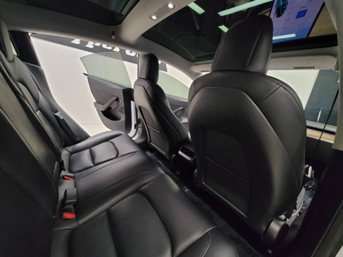 Used 2020 Tesla Model 3 Long Range image 41