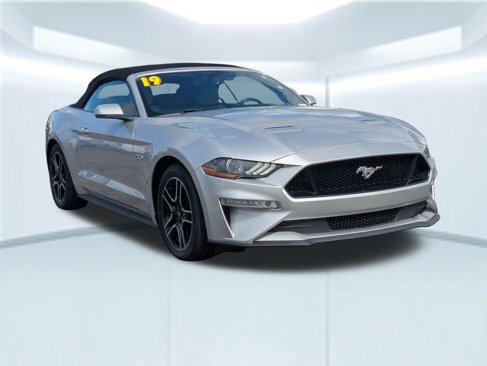 Used 2019 Ford Mustang GT Premium image 8