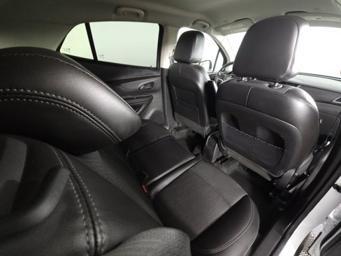Used 2021 Buick Encore Preferred image 17