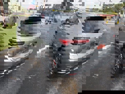 Used 2023 Buick Envision Essence image 4