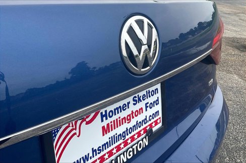 Used 2017 Volkswagen Passat 1.8T SEL Premium image 32