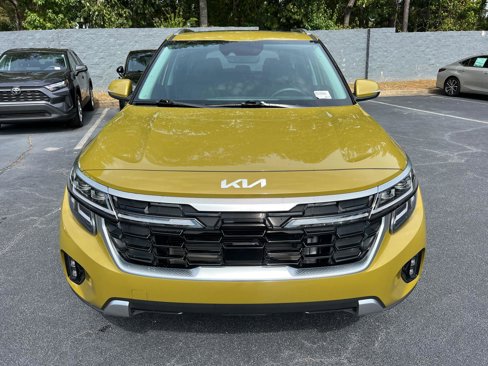 Used 2024 Kia Seltos SX w/ SX Sunroof Package image 3