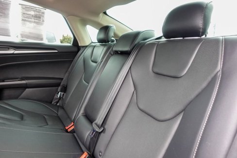 Used 2019 Ford Fusion Energi Titanium image 27