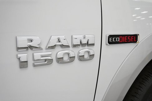 Used 2015 RAM 1500 Laramie w/ Convenience Group image 10