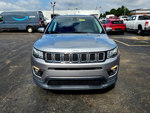 Used 2020 Jeep Compass Latitude image 2