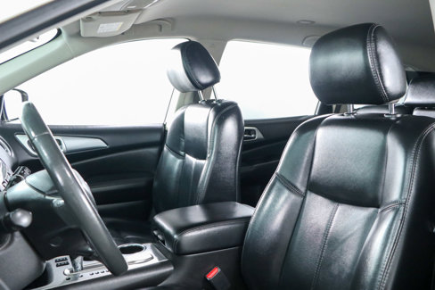 Used 2018 Nissan Pathfinder SL w/ Cargo Package image 23
