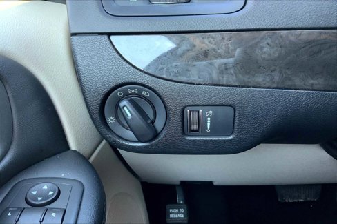 Used 2019 Dodge Grand Caravan SE image 32