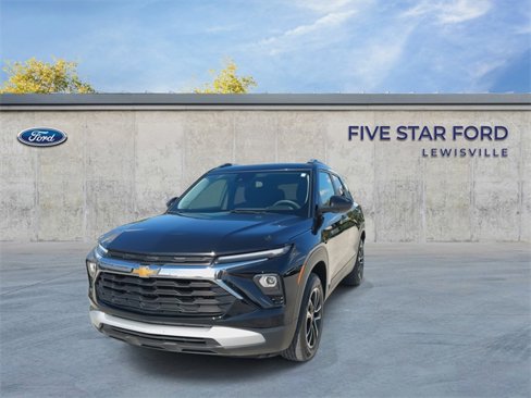 Used 2024 Chevrolet TrailBlazer LT image 3