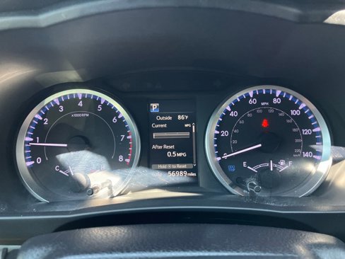 Used 2019 Toyota Highlander LE w/ Phone Cable & Charge Package image 21