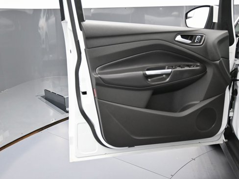 Used 2016 Ford C-MAX SE image 34