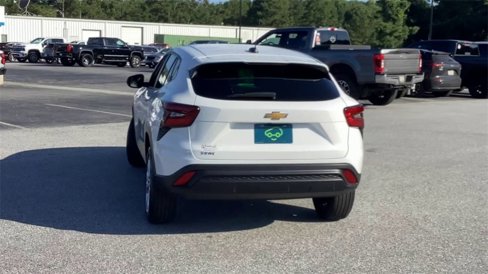 Used 2024 Chevrolet Trax LS image 7