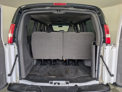 Used 2016 Chevrolet Express 3500 LT w/ LT Preferred Equipment Group image 12