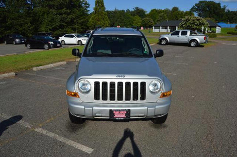 Used 2005 Jeep Liberty Renegade image 9