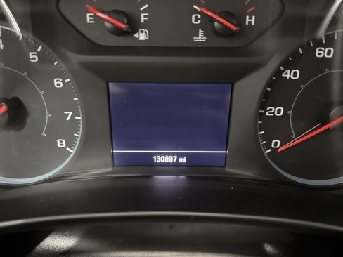 Used 2021 Chevrolet Equinox LS image 33