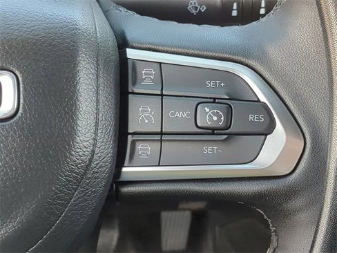 Used 2024 Jeep Compass Limited image 23