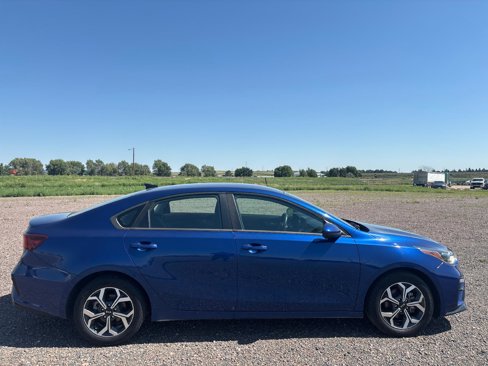 Used 2019 Kia Forte LXS image 6