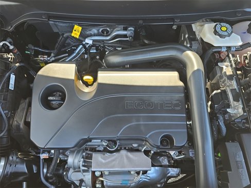 Certified 2024 Chevrolet Equinox LS w/ Driver Confidence II Package image 31