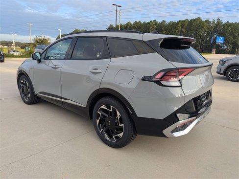 Used 2023 Kia Sportage SX image 5