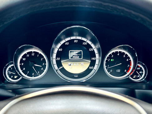 Used 2012 Mercedes-Benz E 350 4MATIC Coupe image 37