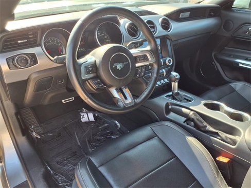 Used 2023 Ford Mustang Premium image 3