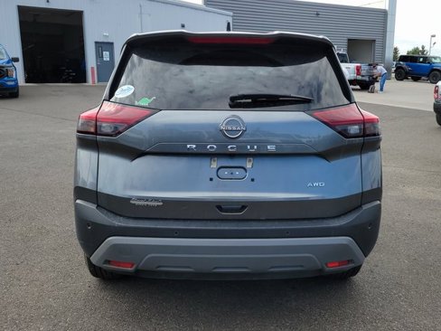 Used 2023 Nissan Rogue S image 4