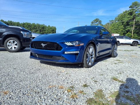 Used 2022 Ford Mustang GT Premium w/ Equipment Group 401A image 3
