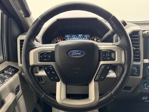 Used 2017 Ford F150 Lariat image 23