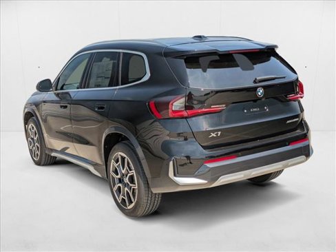 New 2025 BMW X1 xDrive28i w/ Convenience Package image 9