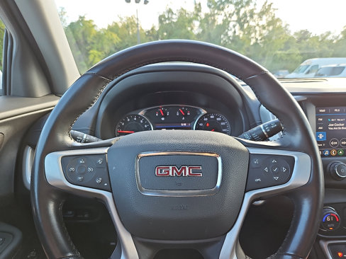 Certified 2022 GMC Terrain SLT w/ Infotainment Package II image 19