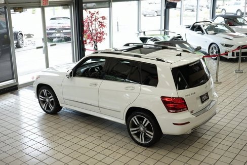 Used 2013 Mercedes-Benz GLK 350 4MATIC image 54